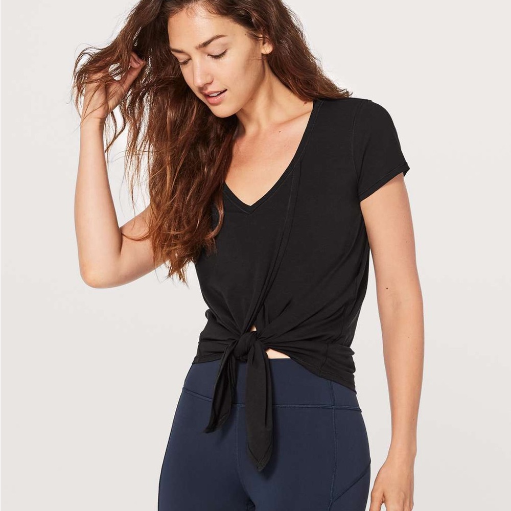 Lululemon Knot A Problem Long Sleeve Navy Blue 2